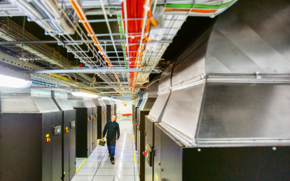 Приложение «Дія» установили 12 млн украинцев. Вот как госкомпания хранит данные украинцев. Фоторепортаж Forbes /Фото 1