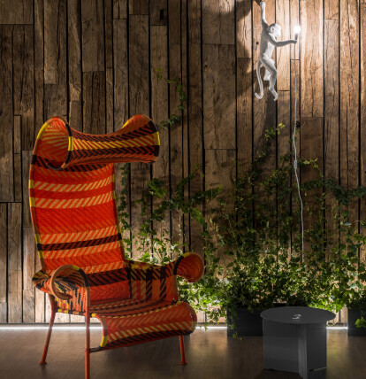 Круговой мост, живое дерево и музыкальная комната. Как выглядит киевский офис IT-компании Grammarly /Фото 12