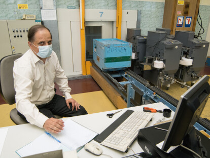 Звідки беруться гроші. Фоторепортаж з банкнотно-монетного двору НБУ /Фото 6