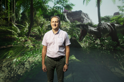 Александр Чекменев