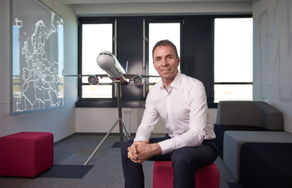 «Ми в руках урядів». Засновник Wizz Air Йожеф Вараді про найскладніший рік для авіаіндустрії /Фото 1