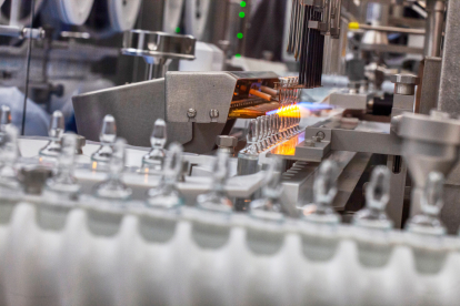 Как изготавливают лекарства. Фоторепортаж с инновационного цеха фармкомпании «Фармак» /Фото 6