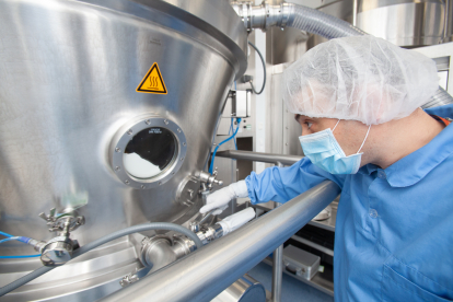 Как изготавливают лекарства. Фоторепортаж с инновационного цеха фармкомпании «Фармак» /Фото 3