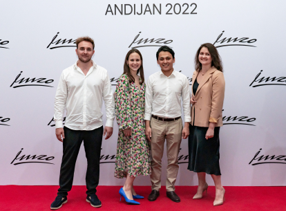 Команда Franchise Group  в Узбекистані (зліва направо): Петро Козачук, керівник відділу продажу франшиз,  Юлія Руденко, маркетинг директор, Камран Гуламов, СЕО Акфа, Олена Римар, керівник відділу консалтингу (посади актуальні на червень 2022). /надано пресслужбою