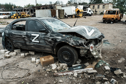 В Балаклее нашли документ, в котором указана зарплата некоторых военных: российский сержант получал 202 084 рубля ($3200) в месяц плюс бонусы, а сержант из сепаратистских группировок получал всего 91 200 рублей ($1400). /Getty Images