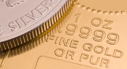 Ціни на золото зросли до історичного рекорду в $3819 за унцію, а срібло піднялося до $46,9 – найвищого рівня з 2011 року /Getty Images