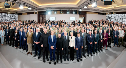 Учасники 21-ї конференції YES у Києві, 12–13 вересня 2025 року. /Фотографії надані ФондомВіктораПінчука©2025. Фотографи: Ніколя Лобе, Валентина Ростовікова, Фредерік Гаррідо - Рамірез (PRYZM)