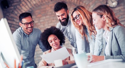 Между Востоком и Западом. Как правильно вести переговоры с иностранцами, чтобы добиться успеха /Shutterstock