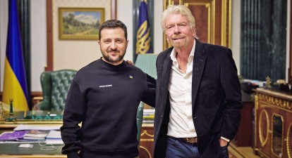 Во время визита в Украину Ричард Брэнсон встретился с Владимиром и Еленой Зеленскими, Дмитрием Кулебой, предпринимателями и общественными организациями, оказывающими сопротивление российской агрессии /Офис Президента Украины