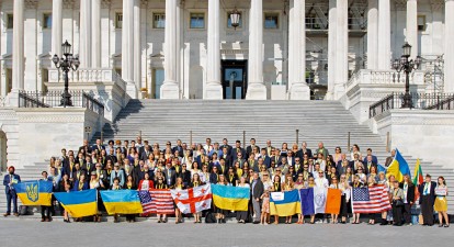Благодійні фонди Nova Ukraine та Razom for Ukraine /RAZOM FOR UKRAINE