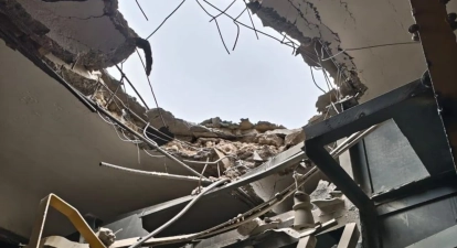 На фото показано лише одне з численних пошкоджень, яких станція зазнала під час обстрілів /надано пресслужбою «Нафтогазу»