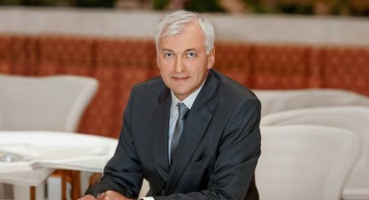 Геннадій Радченко /оброблено та доповнено за допомогою ШІ (штучного інтелекту) Photoshop Beta