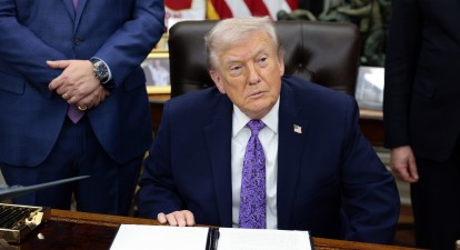 Президент США Дональд Трамп в Овальному кабінеті Білого дому, 11 грудня 2025 року. /Getty Images