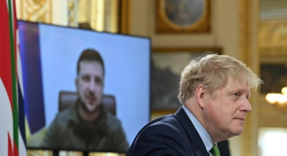 Президент України Володимир Зеленський 15 березня виступає перед представниками та лідерами країн Об'єднаного експедиційного корпусу, включаючи Бориса Джонсона, прем'єрміністра Британії.