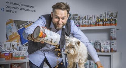 Ростислав Вовк с сестрой Еленой владеют семейной компанией «Кормотех». /Александр Медведев