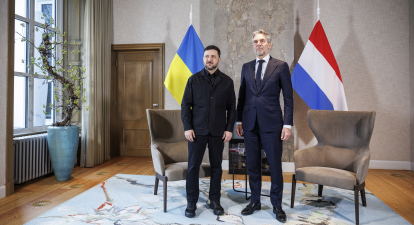 Президент України Володимир Зеленський і прем’єр-міністр Нідерландів Дік Схооф. Гаага, 16 грудня 2025 року /Getty Images