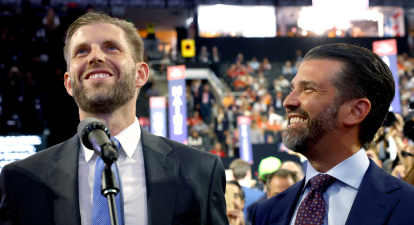 Ерік Трамп, виконавчий віцепрезидент Trump Organization (ліворуч) і Дональд Трамп-молодший, виконавчий віцепрезидент з розвитку та придбань Trump Organization /Getty Images