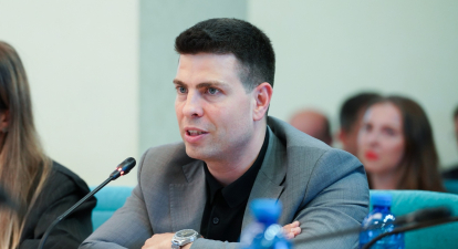 Заступник міністра розвитку громад, територій та інфраструктури Сергій Деркач /Facebook