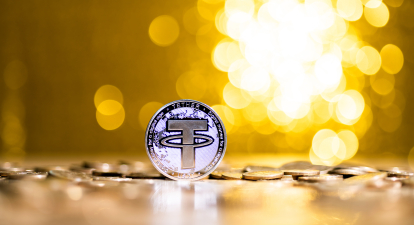 Керівник Tether Паоло Ардоіно порівнює золото з «природним біткоїном» /Getty Images