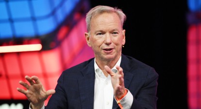Ерік Шмідт, колишній гендиректор Google, ШІ-дрони в Україні. /Getty Images