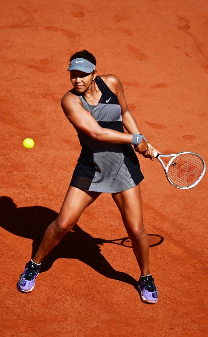Наоми Осака сыграла один матч на нынешнем French Open, в котором она победила Партицию Марию Тиг, после чего вышла из соревнования из-за несогласия с ее медийными обязательствами. /Getty Images