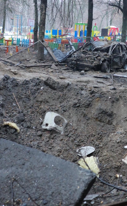 Россия снова обстреляла Киев баллистическими ракетами, разрушения и более 50 пострадавших (фото, видео)