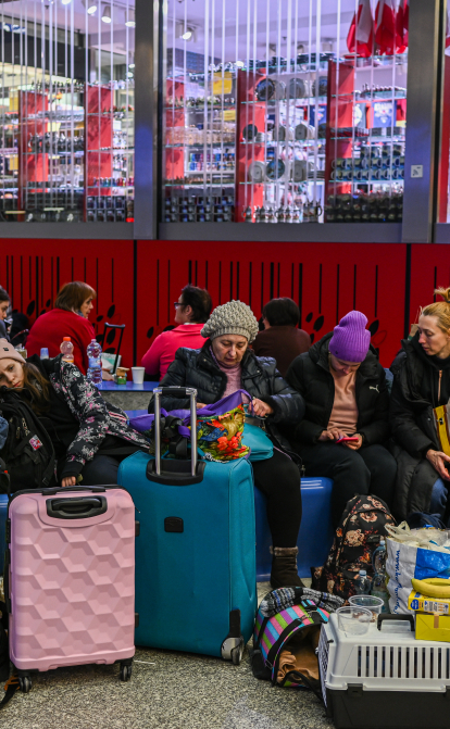 Чи повернуться українці після війни? Як збільшаться перекази від заробітчан? Що втратила економіка? Пояснює експертка з ринків праці