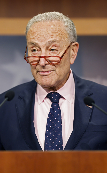 Лидер демократов в Сенате США Чак Шумер /Getty Images