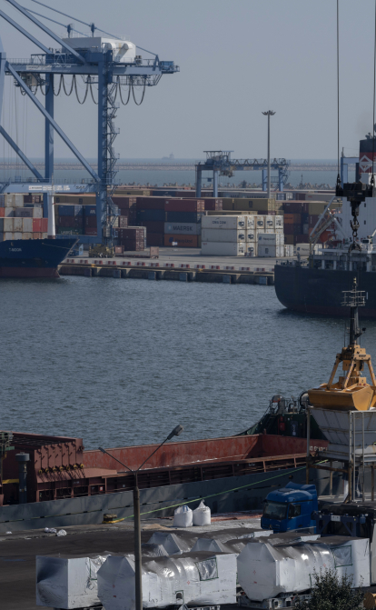 Румыния планирует удвоить транспортировку украинского зерна через порт Констанца. Украина ожидает этого уже в октябре /Getty Images