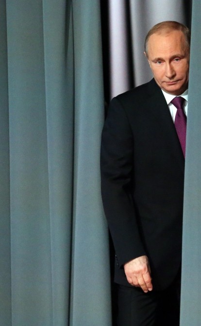 Джо Байден погрожує накласти санкції на активи Путіна. А яким саме багатством володіє президент Росії? Три теорії