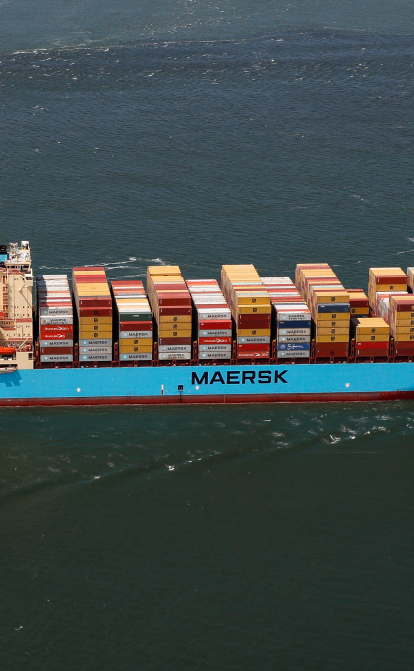 Maersk планирует возобновить движение судов в Красном море, несмотря на атаки йеменских хуситов. /Getty Images