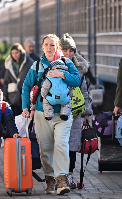 Из Украины в январе–ноябре выехало на 142 000 человек больше, чем вернулось – Опендатабот /Getty Images