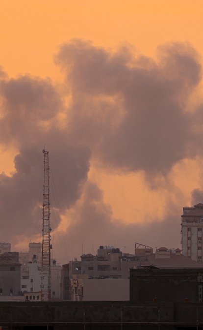 Ізраїль бореться з бойовиками ХАМАС і бомбардує сектор Гази. Третій день війни /Getty Images