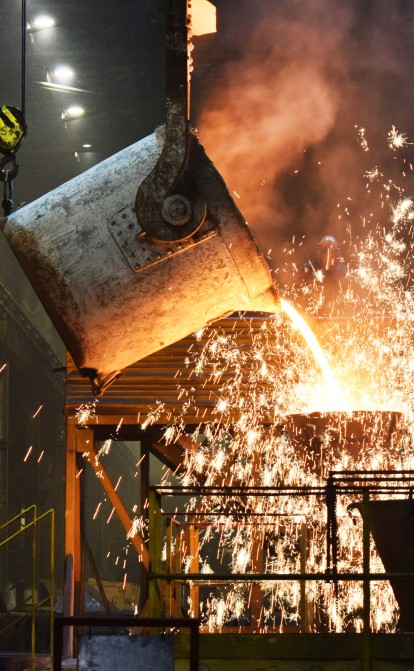 Уряд пішов на поступки металургам. У виграші Ахметов, Жеваго та Міттал /Shutterstock