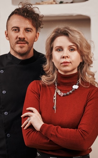 Шеф-кухар Євген Клопотенко та директорка проєкту «Євген Клопотенко» Олександра Фідкевич працюють разом упродовж уже шести років /з особистого архіву