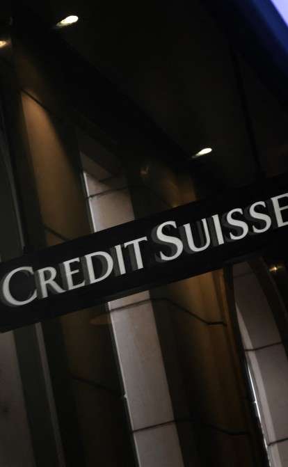 Акции Credit Suisse обвалились почти на 30% после отказа о помощи главного акционера /Getty Images