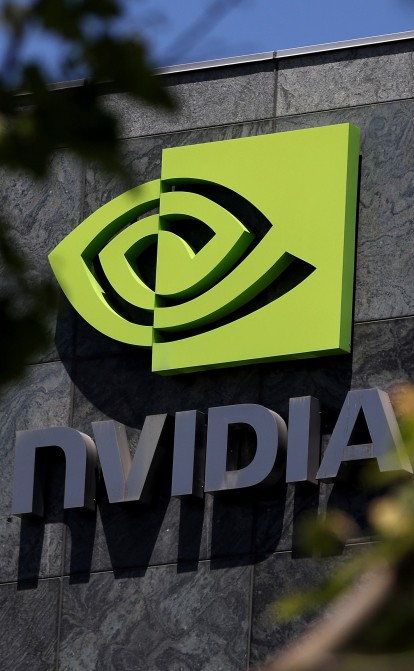 Акции Nvidia упали, несмотря на двукратный рост доходов компании. Почему производитель чипов не оправдал ожиданий инвесторов /Getty Images