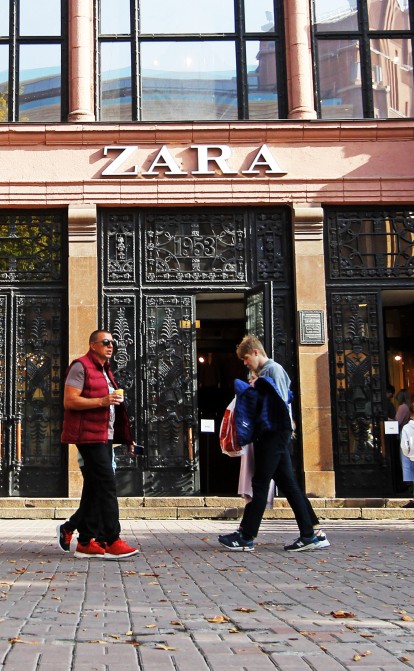 Повернення гіганта. Виробник Zara, Bershka, Pull&amp;amp;Bear в очікуванні того, щоб відновити роботу в Україні. Коли це може статися /Getty Images