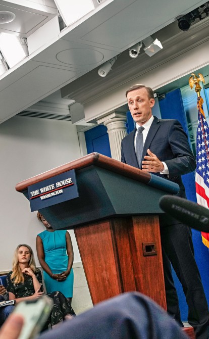 Радник президента США з національної безпеки Джейк Салліван під час пресбрифінгу в Білому домі 7 липня 2023 року заявив про рішення США постачати Україні касетні боєприпаси. /Getty Images