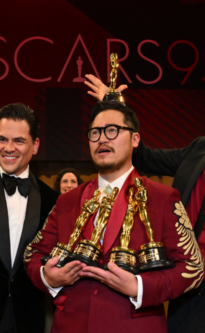 Стрічка «Все завжди і водночас» отримала сім статуеток «Оскар» /Getty Images