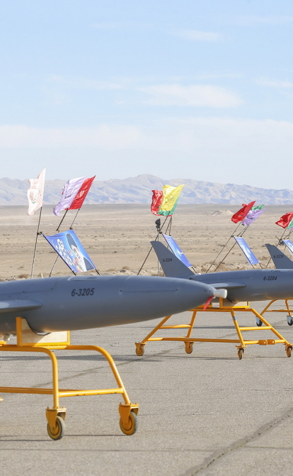 Обучение по управлению беспилотными летательными аппаратами (БПЛА). Иранская армия в Семнане, Иран, 5 января 2021 года /Getty Images