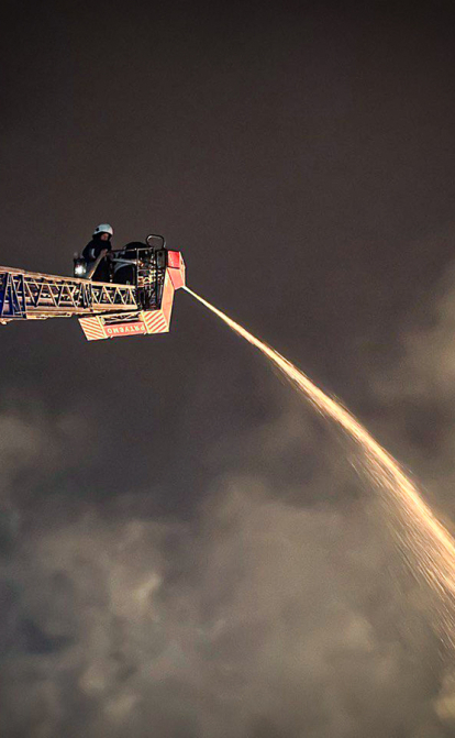 Росія вночі атакувала Україну дронами, є влучання у підприємство у Криворізькому районі та меблевий комбінат в Одесі