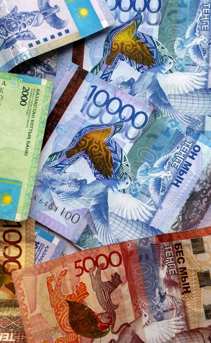 Центробанк Казахстана объявил о приостановке работы банков, обменников и микрофинансовых организаций /Фото Getty Images