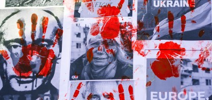 Сліди крові по всьому світу. Як працює мережа злих на Росію анонімних інформаторів. Розповідає Economist /Фото Shutterstock