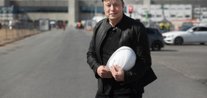 Німецьке «бюрократичне пекло». Чому Ілон Маск не може швидко побудувати новий завод Tesla у Берліні /Фото Getty Images