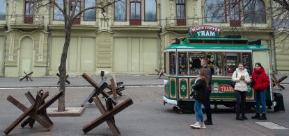 ПриватБанк порахував платежі мільйона бізнес-клієнтів у перші місяці війни. Які галузі відновлюються найшвидше. Інфографіка /Фото Getty Images