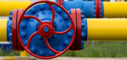 Навіть під час війни Росія сплачує Україні за транзит газу. Чому ми не можемо відмовитись (і РФ також) /Фото Shutterstock