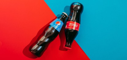 Замінований завод Coca-Cola та зупинені підприємства PepsiCo. Чи очікує українців дефіцит популярних напоїв та чіпсів /Фото Shutterstock