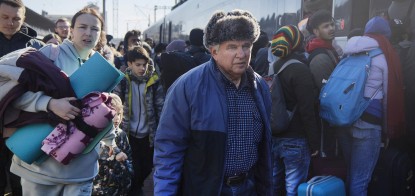 Житло для біженців. Адреси, сайти, телефони, телеграм-канали, що допоможуть знайти прихисток в Україні /Фото Getty Images