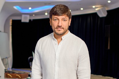 «Створюємо кожен проєкт як космічну станцію». Засновник Taryan Group – про привабливість нового будівництва у Києві, готель на Балі та колаборацію з Усиком. Інтервʼю